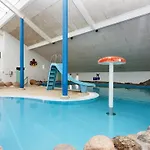 4 Person On A In Casa vacanze *